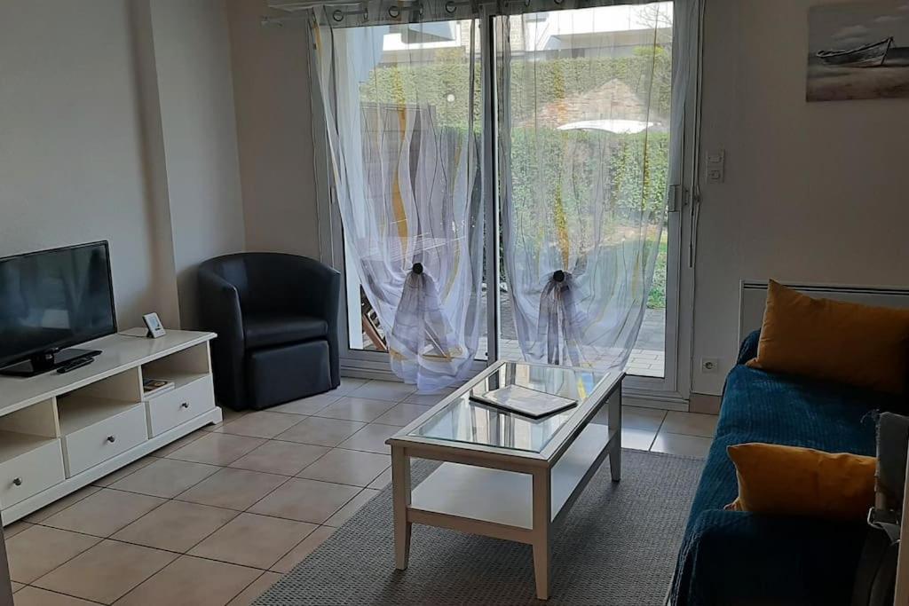 Hyper Centre De Sarzeau, Grand Appartement Au Calme Avec Jardinet Ngoại thất bức ảnh
